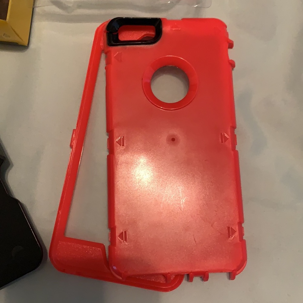 Otter Box - Picture 2 of 5